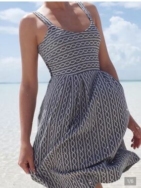 9-H15 STCL Anthropologie Sleeveless Navy and White Patterned Sundress
